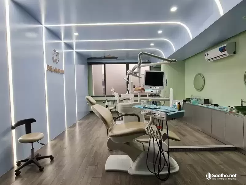 Bán nhà quận 1, hẻm xe hơi đường Trần Hưng Đạo, phường Nguyễn Cư Trinh, quận 1, Thành phố Hồ Chí Minh