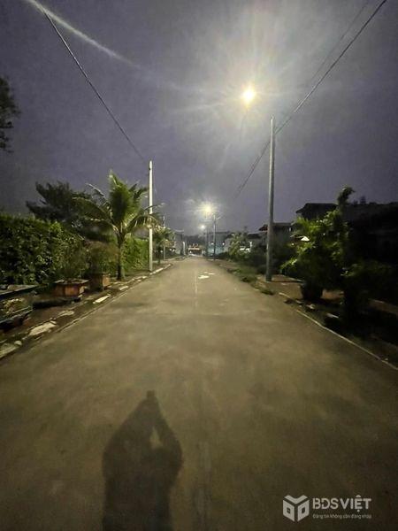 Chính chủ cần tiền nhờ bán gấp cắt lỗ cực sâu lô đất Đấu Giá Vườn Ổi, Thị trấn Hòa Mạc, Huyện Duy Tiên, Hà Nam