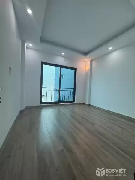 Bán nhà ngõ phố Dương Văn Bé _DT 45m2x5T xây mới giá 7,5 tỷ