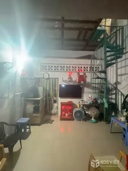 Bán nhà mặt tiền gần Lê Văn Quới, Văn Cao, 20m2 - 4x5 - 2 tầng, chỉ hơn 1 tỷ