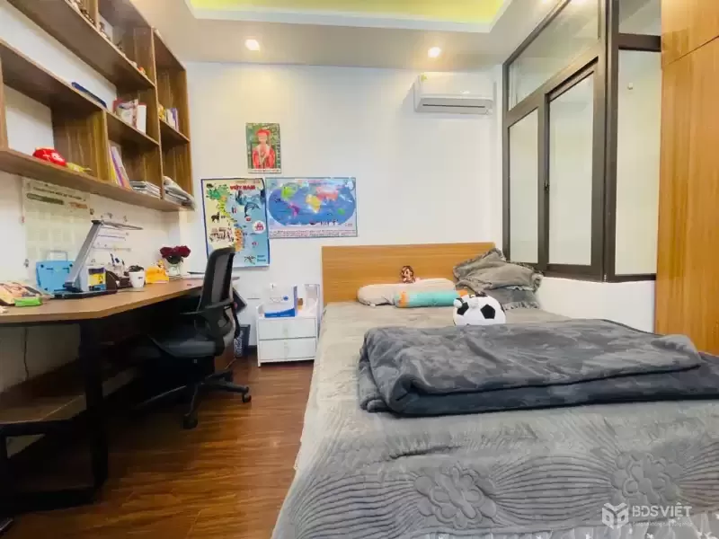 Mặt ngõ minh khai cách phố 30m ngõ thông -DT 48m2x5T full nội thất 
