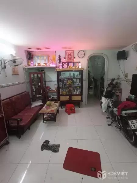 Bán nhà Lê Đình Cẩn, gần khu Tên Lửa, Bình Tân, 38m² - 4.1x9 - 2 tầng, chỉ hơn 2 tỷ,