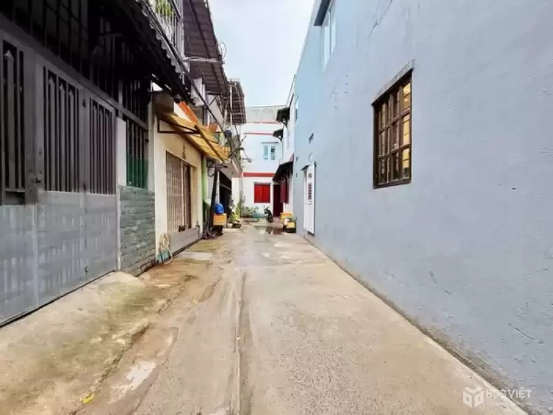 Bán nhà 2MT TL29 có nhiều cửa sổ thoáng mát gần ngã tư ga Thạnh Lộc