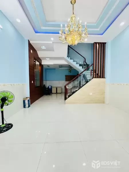 Bán nhà HXT Mã Lò, gần Lê Văn Quới, giáp Tân Phú, 50m2 - 5 x 10 - 4 tầng, chỉ hơn 5 tỷ