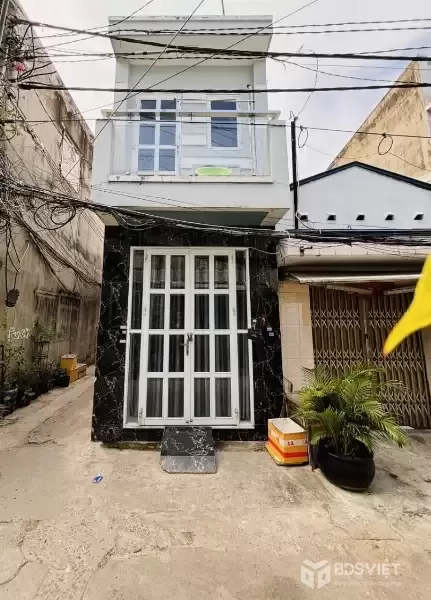 Bán nhà HXH Chiến Lược, gần Hương Lộ 2, Bình Trị Đông, 2 tầng, chỉ hơn 1 tỷ