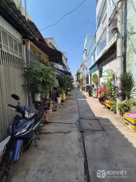Bán nhà Mã Lò, gần chợ Gò Xoài, nhà đẹp vào ở ngay, 34m² - 4x9 - 2 tầng, chỉ hơn 3 tỷ