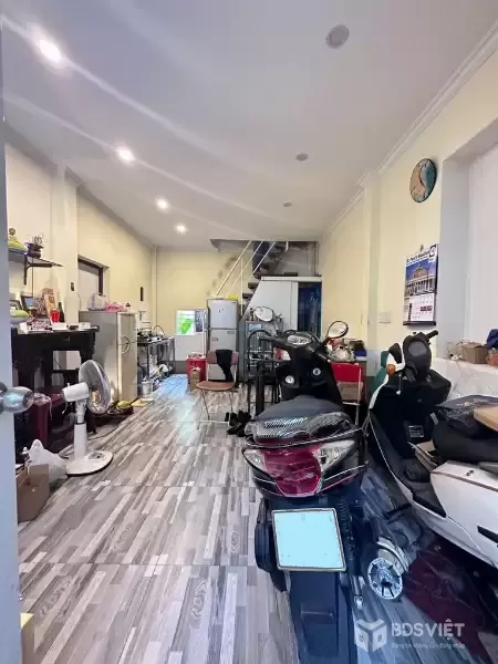 Bán nhà Tân Trang, gần Lý Thường Kiệt, Tân Bình, 26m² - 4x7 - 2 tầng, chỉ hơn 3 tỷ