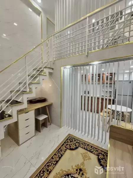 Bán nhà Cách Mạng Tháng 8, gần ngã tư Bảy Hiền, Tân Bình, 4 tầng mới, chỉ hơn 2 tỷ