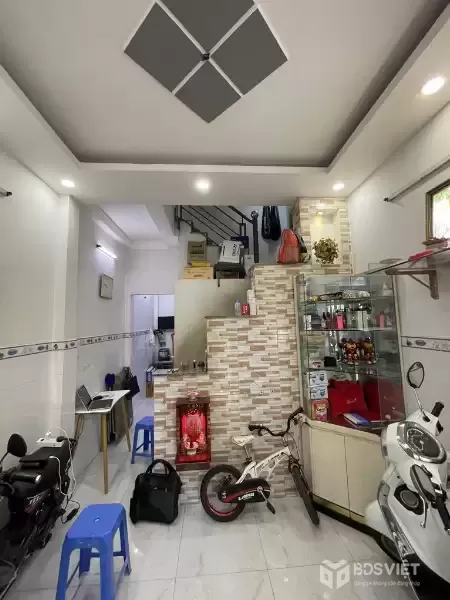 Bán nhà HXH Chiến Lược, Bình Trị Đông, Bình Tân, 26m2 - 2 tầng, chỉ hơn 3 tỷ