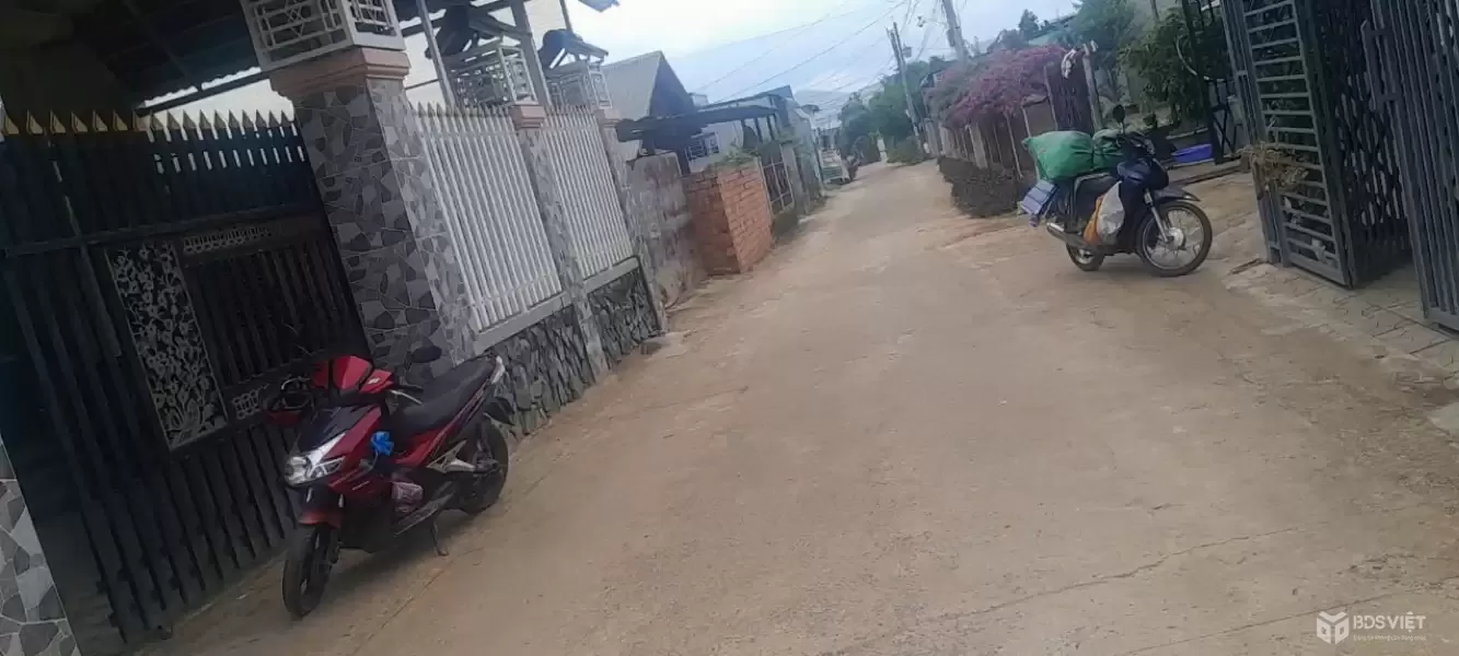 BÁN NHÀ 317M2 - XÃ PHÚ HỘI -ĐỨC TRỌNG -LÂM ĐỒNG