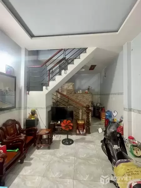 Bán nhà HXH gần Lê Văn Quới, giáp Tân Phú, 32m2 - 4x8 - 3 tầng, chỉ hơn 3 tỷ