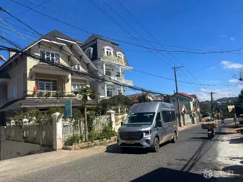 CHO THUÊ VILLA 5 PHÒNG NGỦ ĐƯỜNG TRIỆU VIỆT VƯƠNG P3 22TR/THÁNG