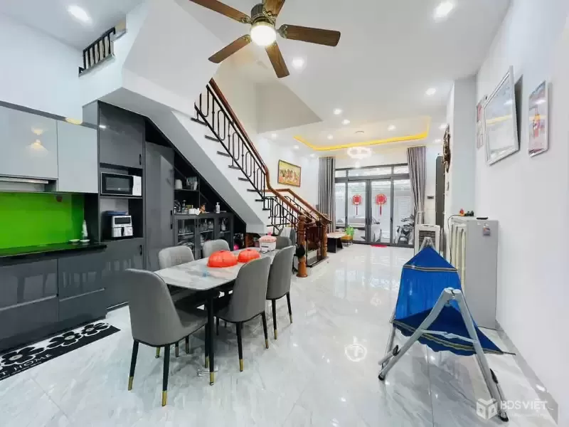 BÁN NHÀ MẶT TIỀN ĐƯỜNG PHÚ NÔNG, SÁT CẠNH KĐT VĨNH ĐIỀM TRUNG, NHA TRANG CÁCH BIỂN CHỈ 5KM