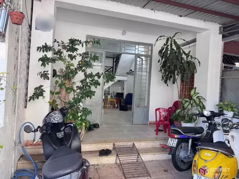 ????BÁN NHÀ 1TRỆT 1LẦU HẺM HƯƠNG ĐIỀN - ĐỒNG NAI, NHA TRANG CÁCH BIỂN 2KM GIÁ CHỈ 3 tỷ 200