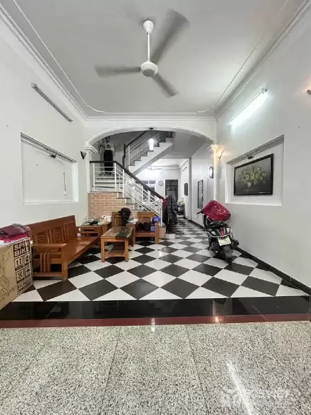 Bán Nhà Dân Xây Đẹp Bắc Từ Liêm - Ngõ Nông Gần Phố - Trước Nhà Thoáng Trước Sau - Sổ Đỏ Hoa Khôi.