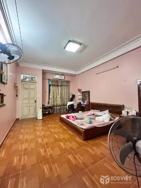 Bán Nhà Dân Xây Đẹp Bắc Từ Liêm - Ngõ Nông Gần Phố - Trước Nhà Thoáng Trước Sau - Sổ Đỏ Hoa Khôi.