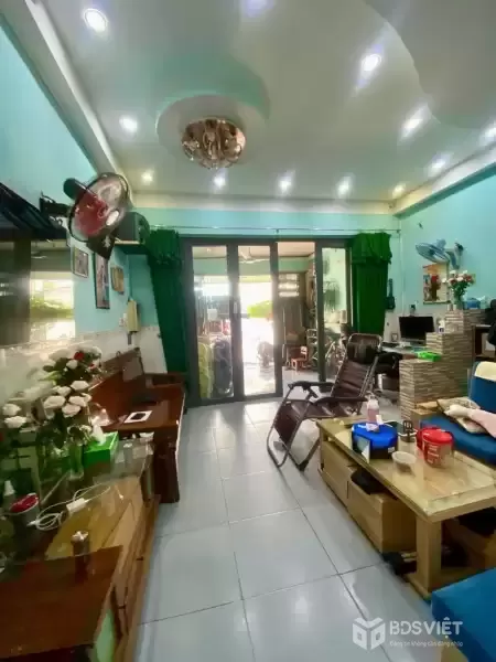 Bán Nhà 70m² Mặt tiền Lê Lư Đường 13m, 3PN, Tân Phú, 7.7 tỷ