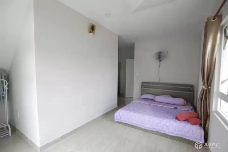 BÁN VILLA ĐỒI THÔNG TIN PHƯỜNG 8 ĐÀ LẠT - Ô TÔ ĐẬU TRONG SÂN  - 9.5 TỶ