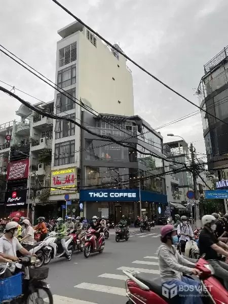 Cần bán nhà MT Đường 41, khu VIP Quận 4 – vị trí đắc địa, tiềm năng tăng giá cao