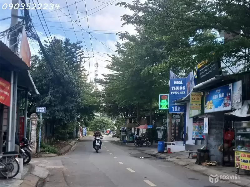 Bán gấp nhà mặt phố Võ Văn Hát, 5,1 tỷ, 50 m2, 4PN, 3WC, hướng Tây Nam