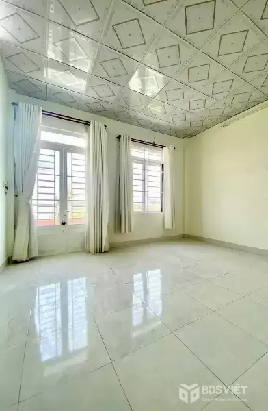 Dưới 3 tỷ SHR thổ cư 51,7m2 nhà 1 sẹc TL31 gần chợ Cầu Đồng