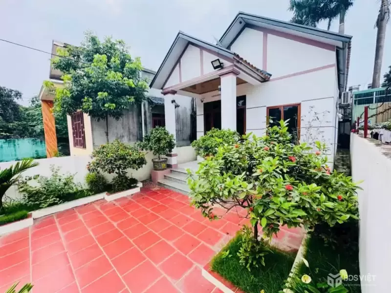 Bán đất tặng nhà tại Đông Yên. 165m full thổ cư