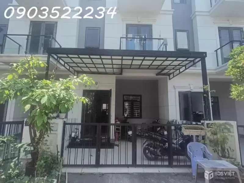 Bán nhà mặt phố tại Sim City, 9,5 tỷ, 80m2, 5PN, 4WC, pháp lý đầy đủ