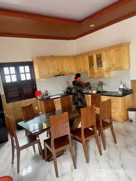 Bán nhà 2 mặt tiền 450m2 view thung lũng đèn Trịnh Hoài Đức phường 11 Đà Lạt - giá 9.5 tỷ
