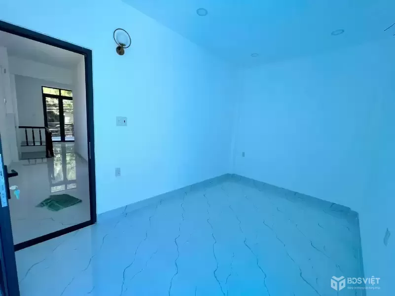 BÁN NHÀ 2 TẦNG ĐƯỜNG Ô TÔ NGÔ ĐẾN - VĨNH PHƯỚC, NHA TRANG CÁCH BIỂN 500M