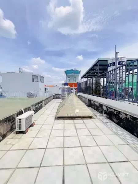 Bán Nhà 50m² Hẻm xe hơi 4m, 4PN, Lý Thánh Tông, Tân Phú, 5.6 tỷ
