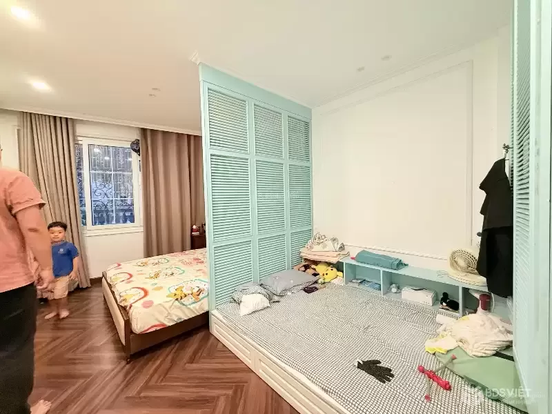 Chính chủ bán nhà ngõ 90 Đội Cấn 32m2 4 tầng 4.38 tỷ Ba Đình