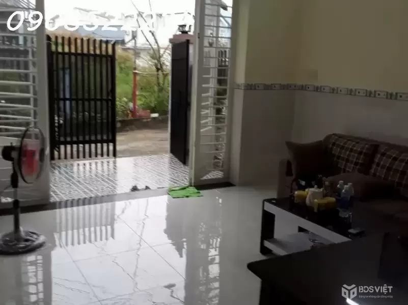 Bán nhà mặt phố Đường 6, 4,5 tỷ, 77m2, Q9, HCM giá siêu hời!