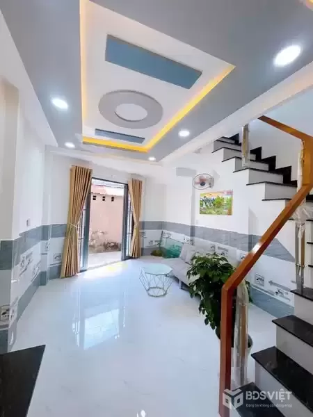 Bao QH, bán nhà lầu mới, đường ô tô gần Cao Đẳng Điện Lực Q12 chỉ 1ty33