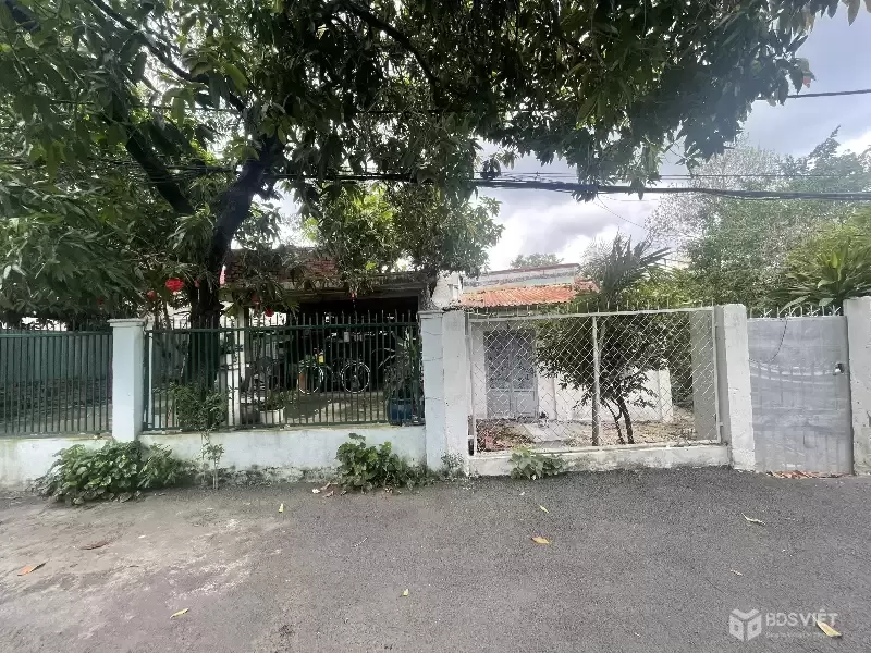 Bán đất 220m² hẻm xe hơi, cách Quốc Lộ 13 chỉ 100m, Hiệp Bình Phước, Thủ Đức – giá 13.4 tỷ