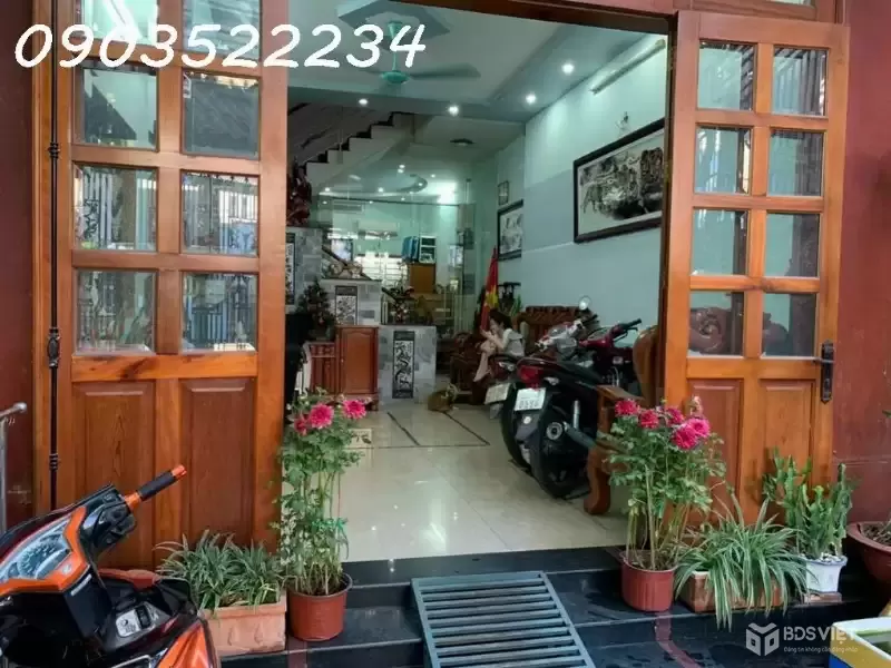 Bán gấp nhà mặt phố 4PN 5WC, 90m2, 9,3 tỷ tại Lã Xuân Oai, Tăng Nhơn Phú A, Q9, HCM