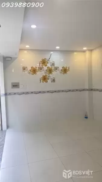 Phú Nhuận, sát mặt tiền Huỳnh Văn Bánh - 6,85Tỷ TL.