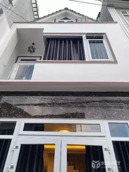 CẦN TIỀN BÁN NHÀ KQH HOÀNG DIỆU PHƯỜNG 5 TP ĐÀ LẠT