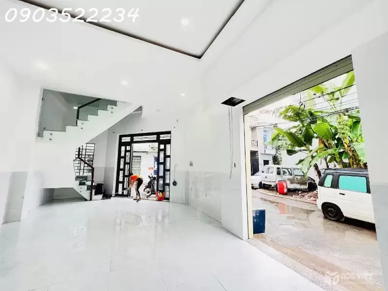 Bán nhà mặt phố HXH tại Lã Xuân Oai, Long Trường, 4,95 tỷ, 56m2, 2PN, 2WC, Quận 9, HCM
