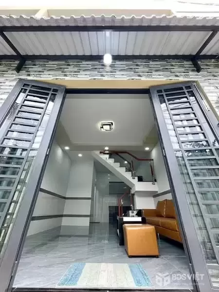 Nhà mới tinh cho thuê TL40 giá 5tr có máy lạnh, nhìn là thích liền