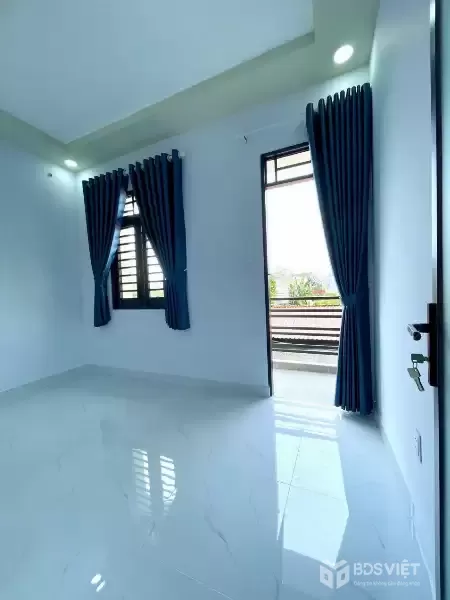 Nhà mới tinh cho thuê TL40 giá 5tr có máy lạnh, nhìn là thích liền