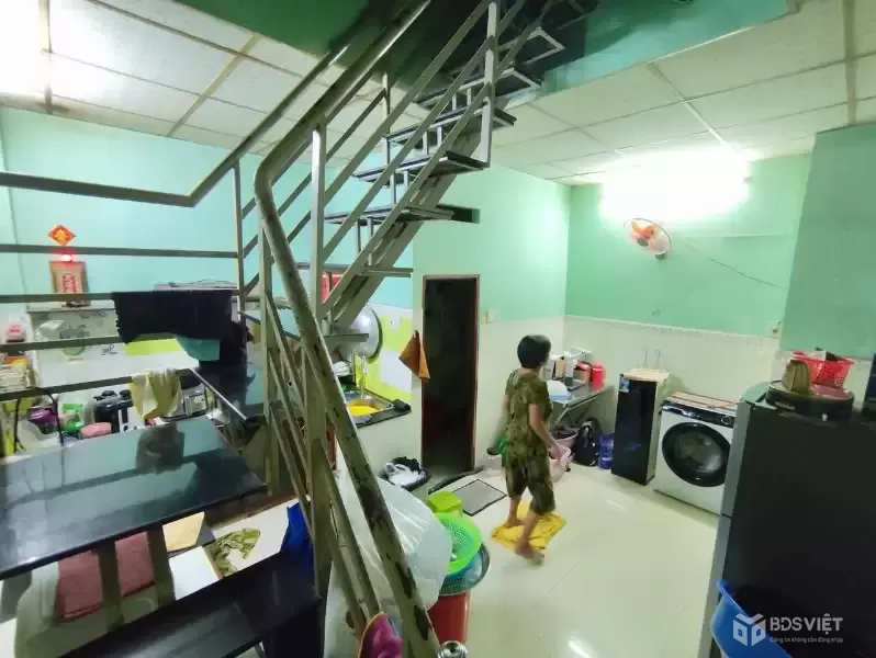 Bán nhà riêng DT 65m2, Hẻm xe tải Đường Hòa Bình, Quận Tân Phú