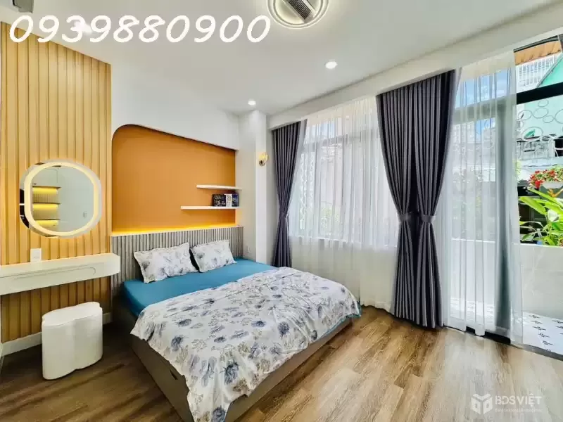 Huỳnh Văn Bánh, nhà mới đẹp - 65m2, 8,25Tỷ TL.