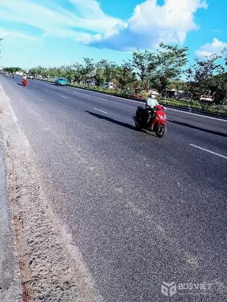 BÁN NHÀ HẺM Ô TÔ THÔNG CÁCH VÕ NGUYÊN GIÁP 20m