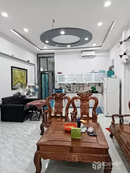 BÁN NHÀ HẺM Ô TÔ THÔNG CÁCH VÕ NGUYÊN GIÁP 20m