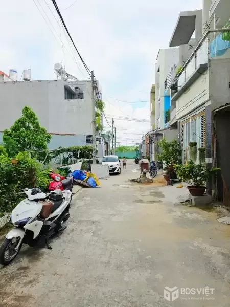 Bán nhà phố 4 tầng Phú Hữu Thủ Đức – 65m² – giá 6.35 tỷ