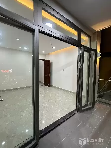 CHO THUÊ NHÀ NGUYÊN CĂN PHAN ĐÌNH PHÙNG P2 ĐÀ LẠT - 5 TẦNG, 8PN, THANG MÁY, MẶT BẰNG KD