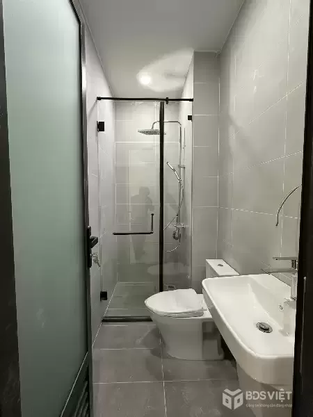 CHO THUÊ NHÀ NGUYÊN CĂN PHAN ĐÌNH PHÙNG P2 ĐÀ LẠT - 5 TẦNG, 8PN, THANG MÁY, MẶT BẰNG KD