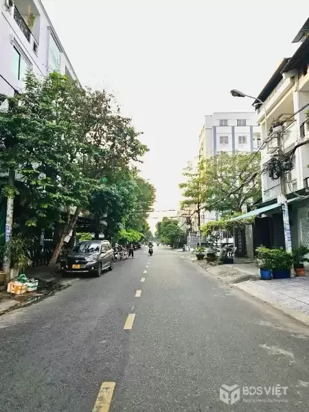 BÁN NHÀ 3 TẦNG ĐẸP –– HXH - NGAY 4 XÃ - MÃ LÒ - BÌNH TRỊ ĐÔNG A – 55M2 – 6 TỶ