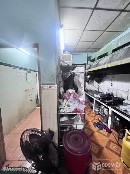 Bán nhà 96m² mặt tiền Tân Phú 13.5 tỷ kinh doanh sầm uất