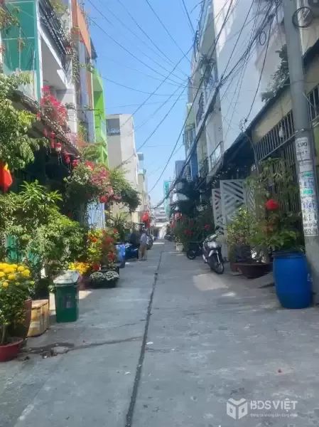 BÁN NHÀ - TỈNH LỘ 10 - BÌNH TRỊ ĐÔNG – 3 TẦNG – HẺM XE HƠI NÉ NHAU – 56M2 – GIÁ HƠN 5 TỶ – KHU VIP AN NINH